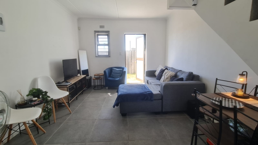 2 Bedroom Property for Sale in Bardale Village Western Cape